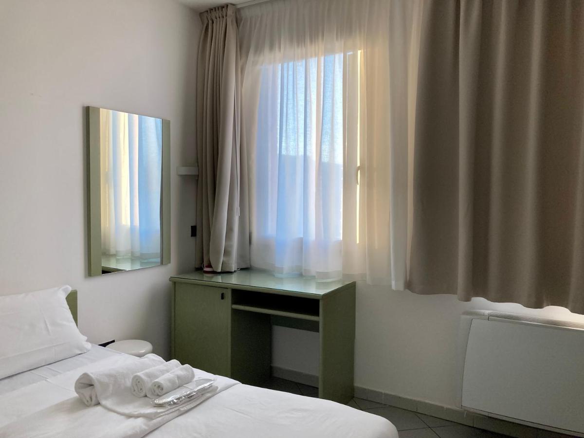 Hotel Primo Campi Bisenzio Luaran gambar